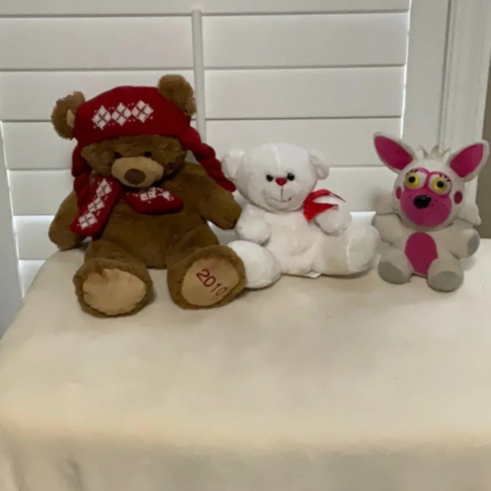 2 Bears and a Rabbit